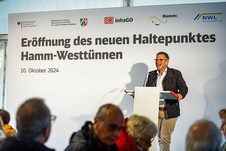 Haltepunkt-Eröffnung in Westtünnen