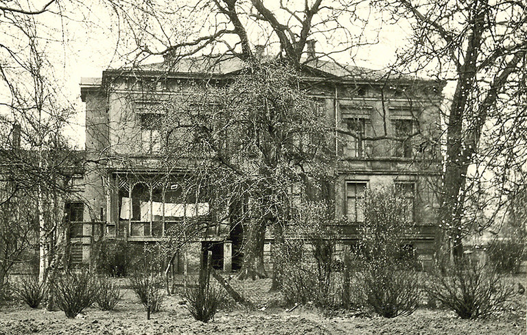 Rückansicht der Villa Schulze-Pelkum in den 1950er-Jahre