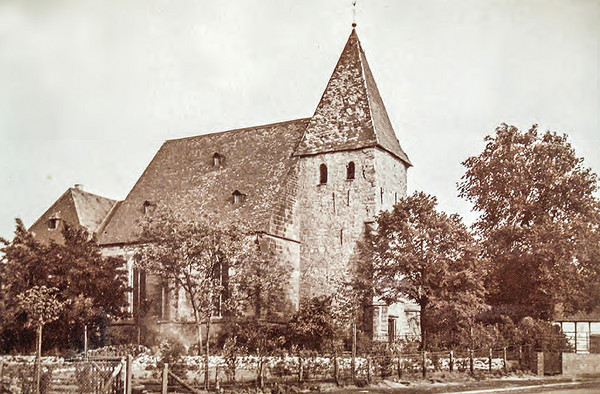 Eine historische Aufnahme der St.-Victor-Kirche