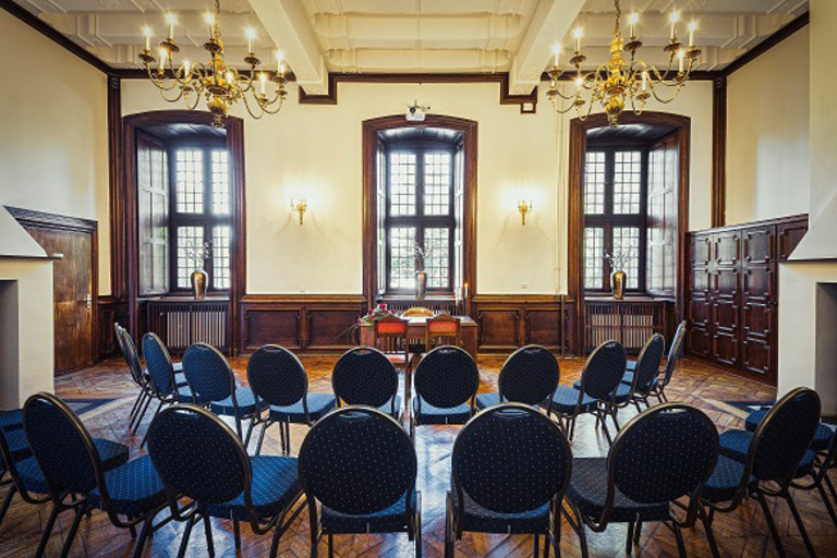 Der ''kleine Speisesaal'' in Schloss Heessen