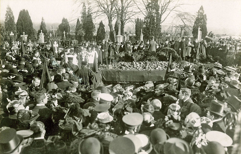 Beisetzung der verunglückten Bergleute am 16. November 1908