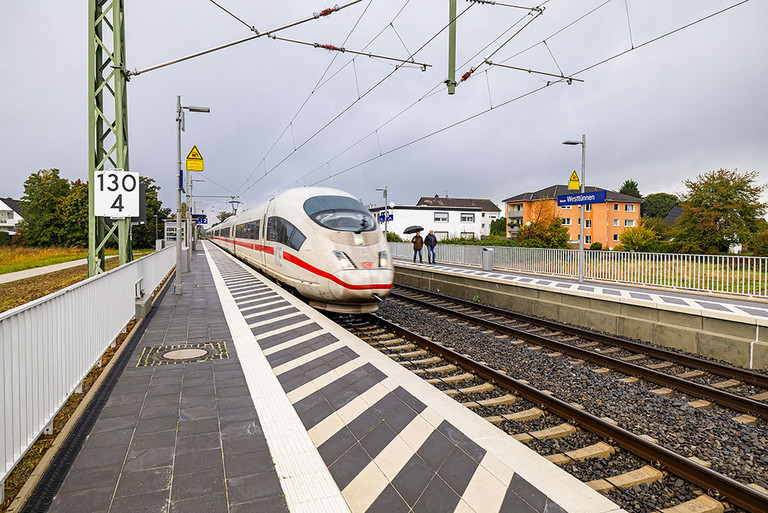 Haltepunkt-Eröffnung in Westtünnen