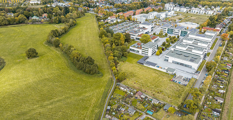 Luftaufnahme des Dunantwegs mit der angrenzenden Hochschule Hamm-Lippstadt