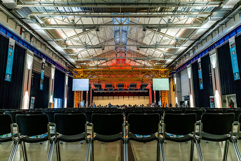 Innenansicht der Alfred-Fischer-Halle