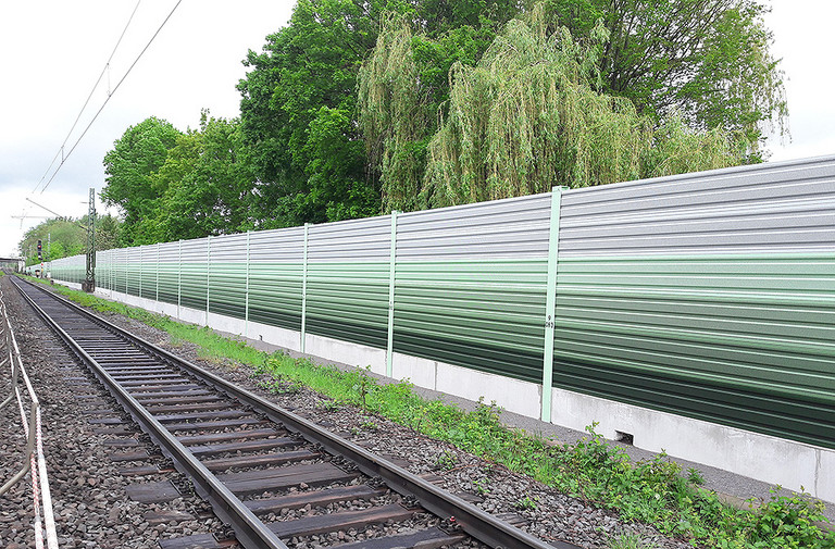 Fertiggestellte Lärmschutzwand Nr. 9 im Bauabschnitt 1 (Hamm Pelkum)