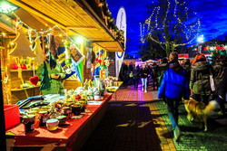 Herzhütte auf dem Weihnachtsmarkt